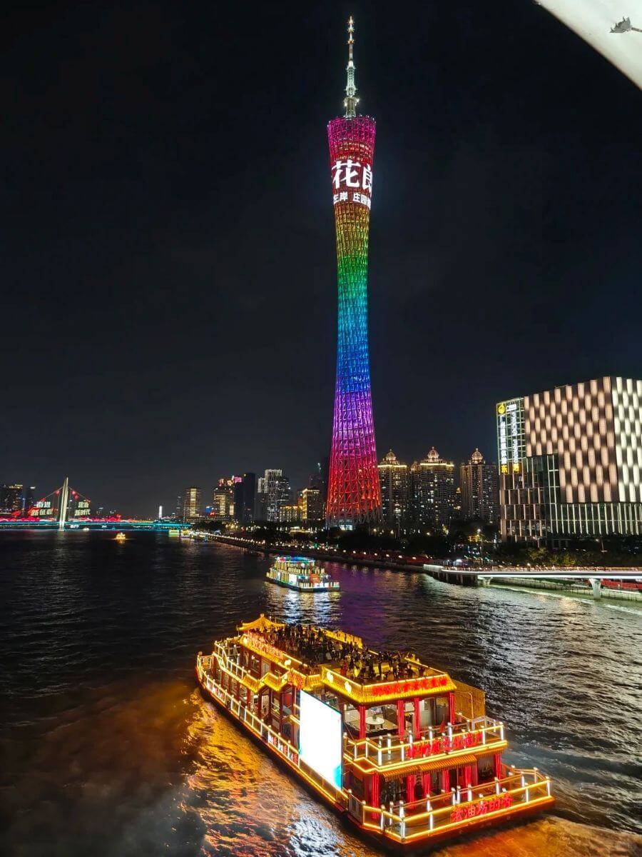 6-Day Greater Bay Area Tour: Guangzhou, Foshan & Coastal Wonders