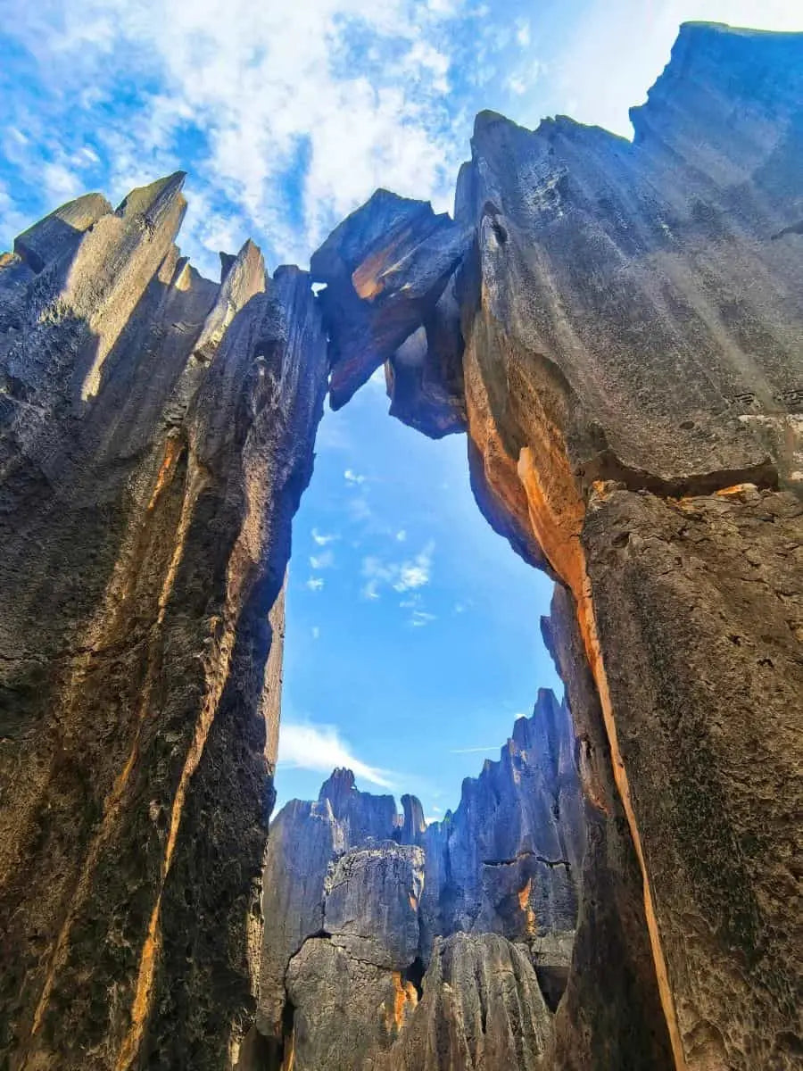 7-Day Yunnan Discovery Tour: Kunming, Dali & Lijiang's Ancient Wonders