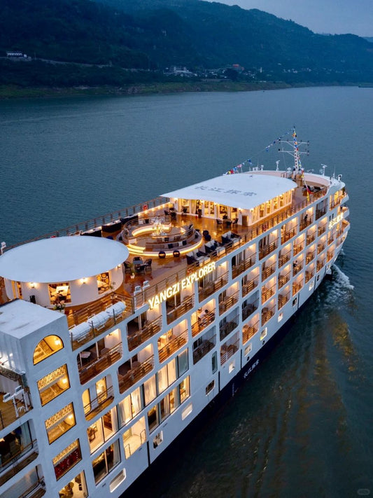 Ultimate Chongqing & Yangtze River Cruise: A 7-Day All-Inclusive Private Tour