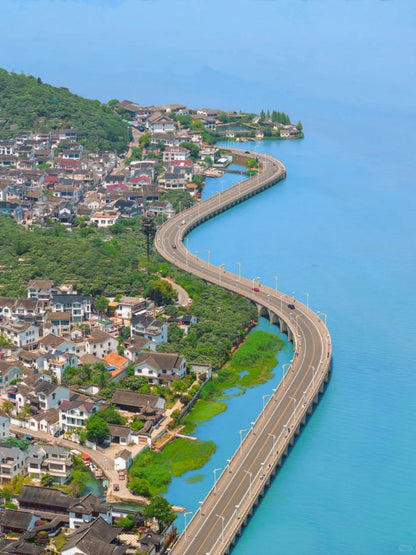 6-Day Eastern China Discovery: Shanghai, Suzhou & Wuzhen All-Inclusive Private Tour